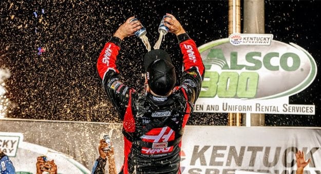 Visit Cole Custer logró su 5ta. victoria del 2019 con gran dominio en Kentucky page