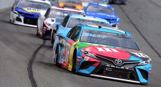 Visit Guía para las carreras de la NASCAR en Iowa y Pocono page