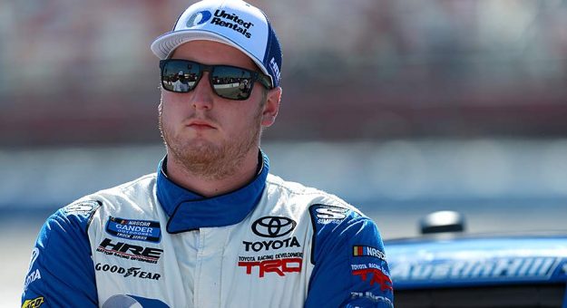Visit Austin Hill ganó en Michigan y Matt Crafton entró a los Playoffs de la Truck Series page