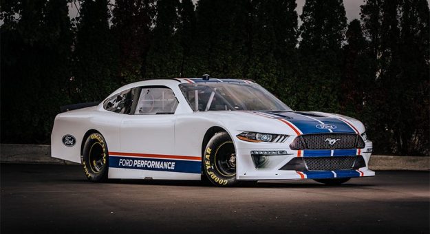 Visit Ford presentó el Mustang 2020 para la NASCAR Xfinity Series page