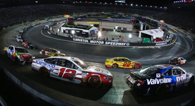 Visit Previa para las carreras del fin de semana en el Bristol Motor Speedway page