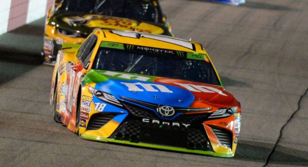 Visit Autos y pilotos para la Federated Auto Parts 400 en el Richmond Raceway page