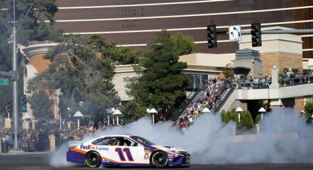 Visit El burnout de la NASCAR en Las Vegas Strip page