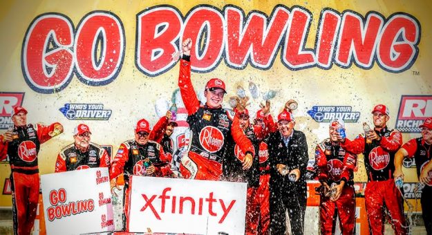 Visit Christopher Bell  dominó en Richmond y avanzó en los Playoffs de la Xfinity Series page