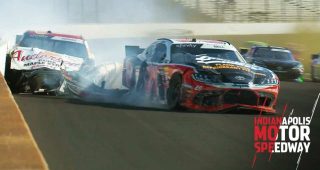 Reddick and Bell crash while leading at Indy