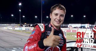 Bell dominates for Richmond playoff win, gives young fan checkered flag