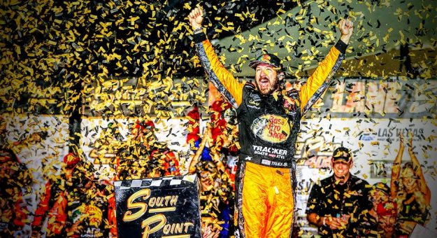 Visit Martin Truex Jr. ganó la South Point 400 1ra. fecha de los Playoffs 2019 page