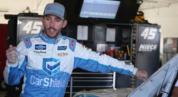 Visit Regresa la acción de los Playoffs a la Gander Truck Series page