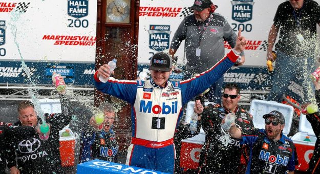 Visit Dramática victoria de Todd Gilliland en la Truck Series en Martinsville page