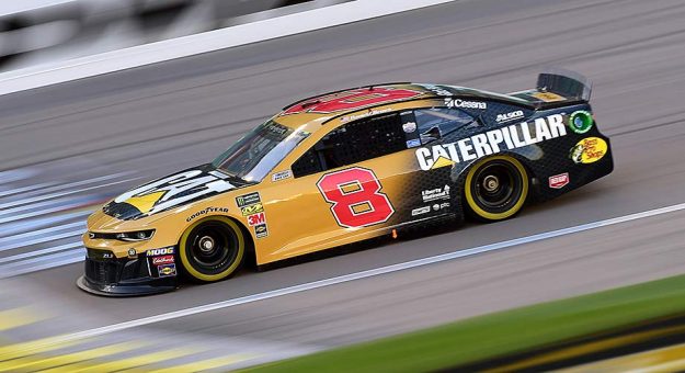 Visit Daniel Hemric ganó su 1ra. Pole de la Cup Series en Kansas page