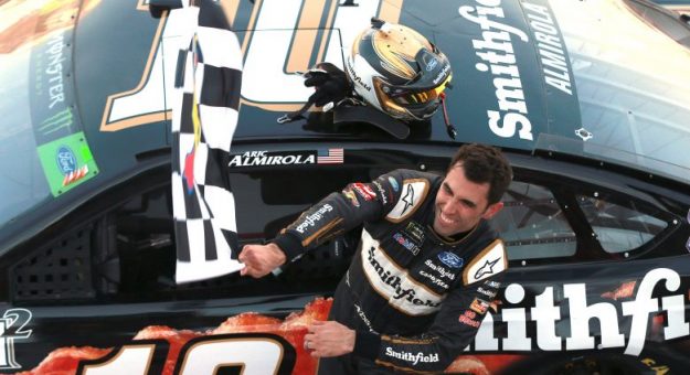 Visit Los favoritos de los apostadores para los Playoffs en Talladega page