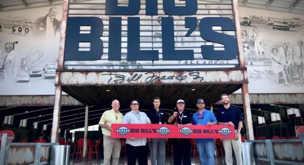 Visit El nuevo look del Talladega Super Speedway page