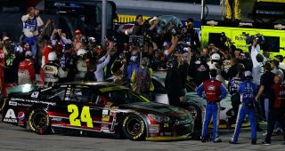 This Moment in NASCAR History: Gordon and Keselowski fight in Texas
