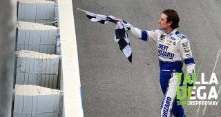 Old School: Blaney forgoes burnout, hands kid checkered flag