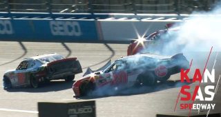 Bell, Briscoe collide battling for Kansas lead