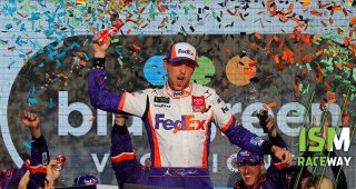 Hamlin’s victory, playoff elimination from Phoenix in 132 seconds