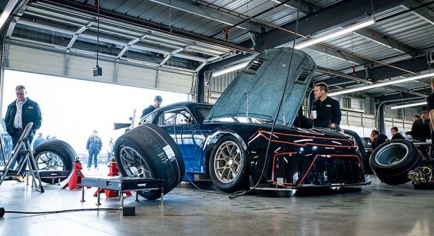 Visit Joey Logano en pruebas con el Next Gen Car en el ISM Raceway page