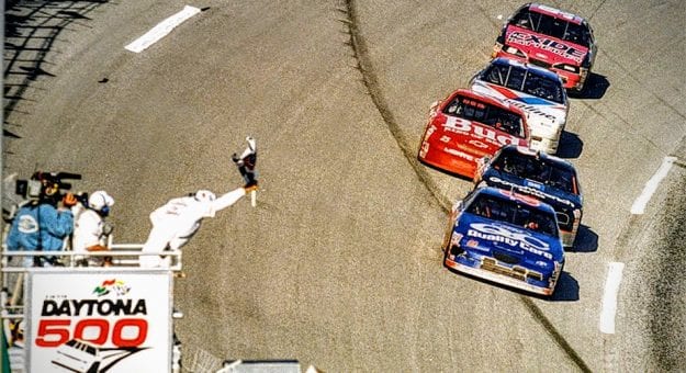 Visit Los finales más cerrados en la historia de la Daytona 500 page