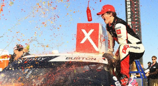 Visit Harrison Burton ganó la carrera de la Xfinity Series en Fontana page