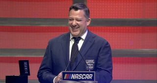 Tony Stewart thanks ex-girlfriends, compares diets with Bobby Labonte