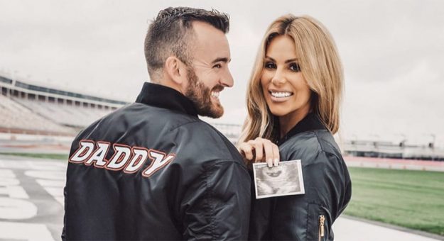 Visit Es niño! Whitney, la esposa de Austin Dillon, adelantó la noticia page