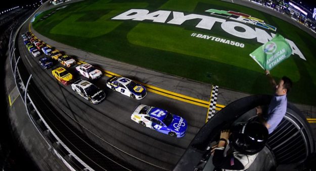 Visit Orden de salida oficial para la Daytona 500 2000 page