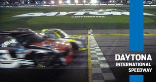 Grant Enfinger edges Jordan Anderson in photo finish at Daytona
