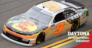 Gragson wins first career Xfinity Series race at Daytona