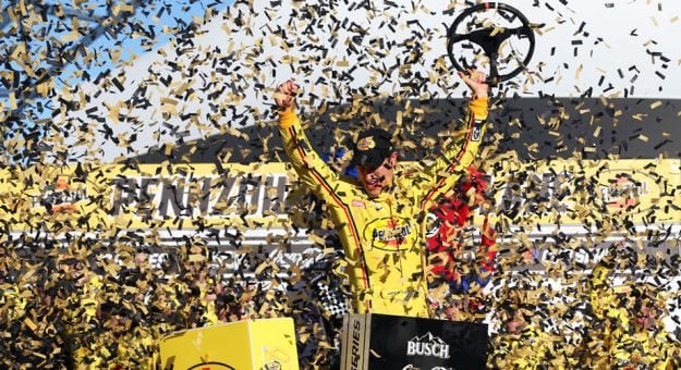 Visit Joey Logano ganó la Pennzoil 400 en Las Vegas Motor Speedway page