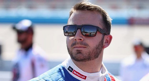 Visit Matt DiBenedetto entusiasmado con la carrera iRacing Pro Series Invitational page