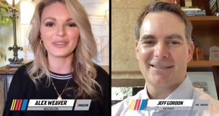 World of eNASCAR: Jeff Gordon gives two thumbs up for iRacing