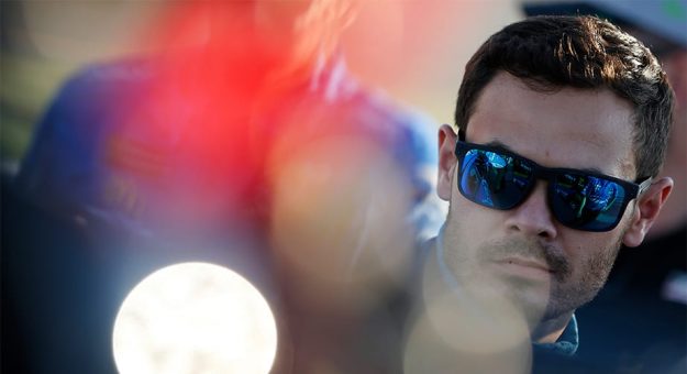 Visit NASCAR suspendió indefinidamente a Kyle Larson page