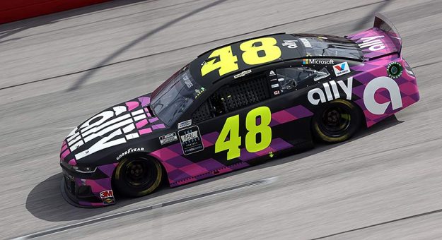 Visit Jimmie Johnson se estrelló al final de la Etapa 1 en Darlington page