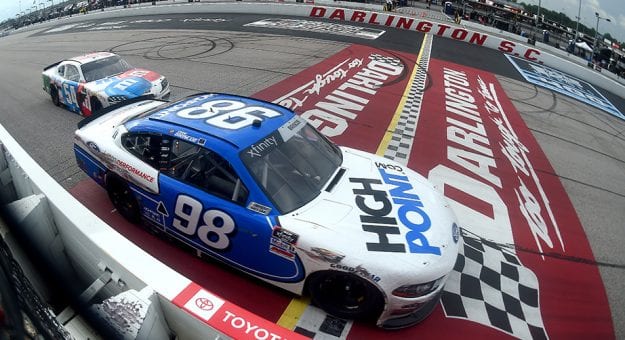 Visit Chase Briscoe superó a Kyle Busch en emocionante final de la Xfinity Series page