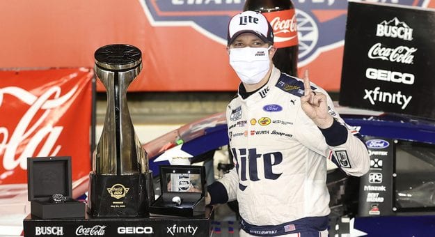 Visit Brad Keselowski ganó la Coca-Cola 600 en el Charlotte Motor Speedway page
