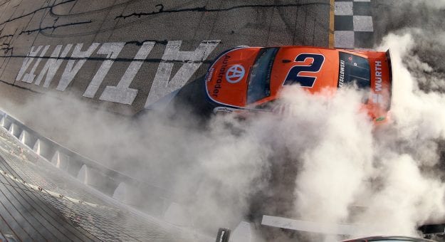 Visit Análisis estadístico de pistas intermedias previo a la carrera en Atlanta page