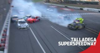 Eleven cars involved in late wreck at Talladega Superspeedway