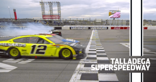 Blaney over Stenhouse in wreck-filled photo finish