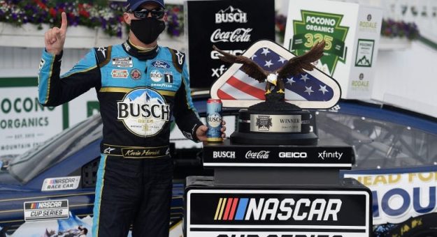 Visit Kevin Harvick ganó la Pocono Organics 325 de la Cup Series 2020 page