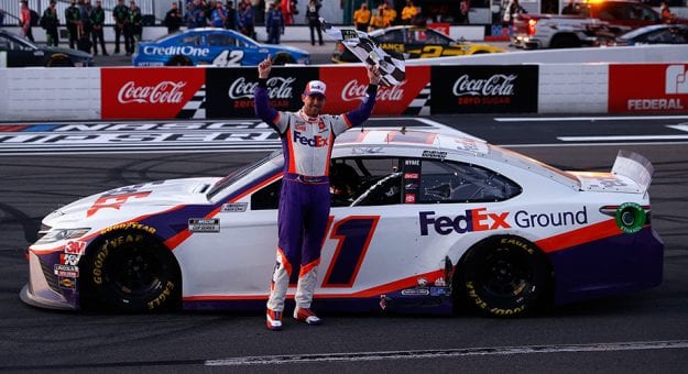Visit Denny Hamlin ganó la Pocono 350 de la NASCAR Cup Series 2020 en Pocono page