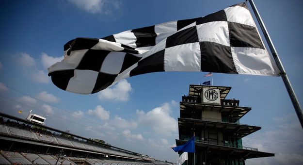 Visit Guía para las carreras NASCAR 2022 en el Indianapolis Road Course page