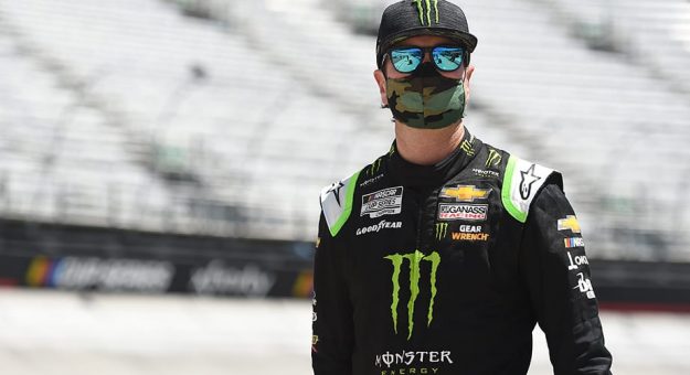 Visit Kurt Busch arrancó en su carrera 700 en la Cup Series en Indianápolis page