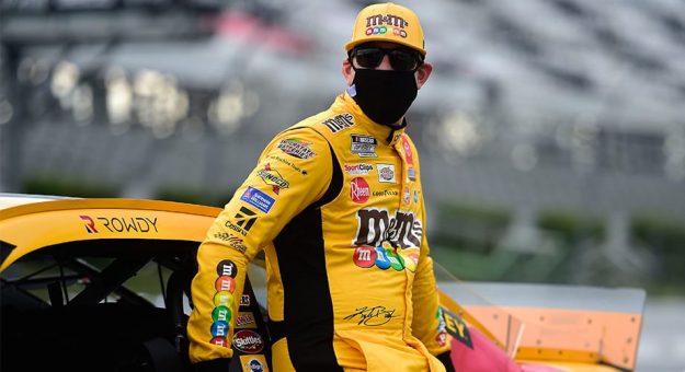 Visit Orden de salida de la Quaker State 400 en Kentucky; Kyle Busch en la Pole page