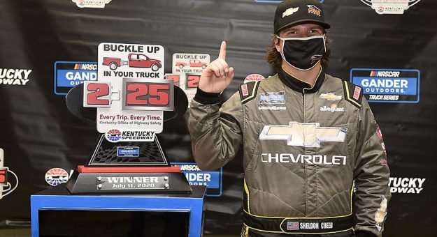 Visit Sheldon Creed ganó carrera de la Gander Trucks Series en Kentucky bajo la lluvia page