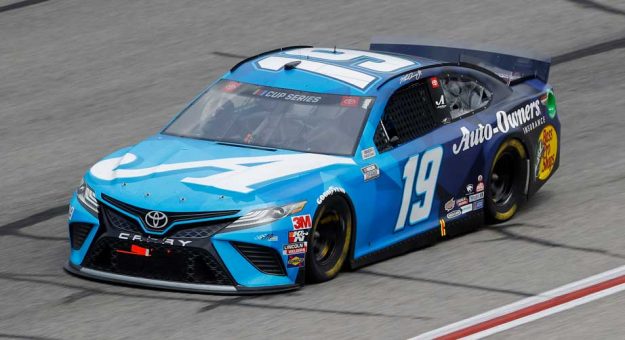 Visit Los autos de Truex Jr. y Kenseth no aprobaron la inspección en Kentucky page