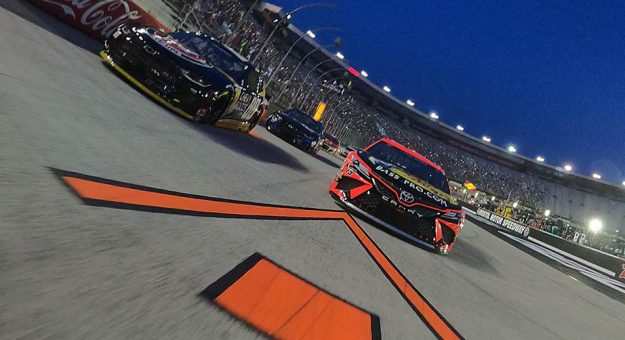 Visit NASCAR agregará la regla de elegir carril a partir del fin de semana en Michigan page
