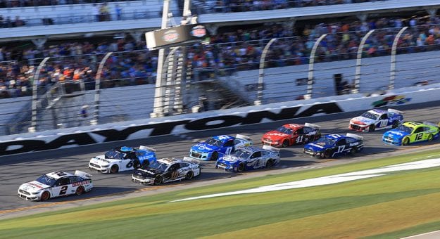 Visit Nadie sabe qué esperar el domingo en el circuito mixto de Daytona page