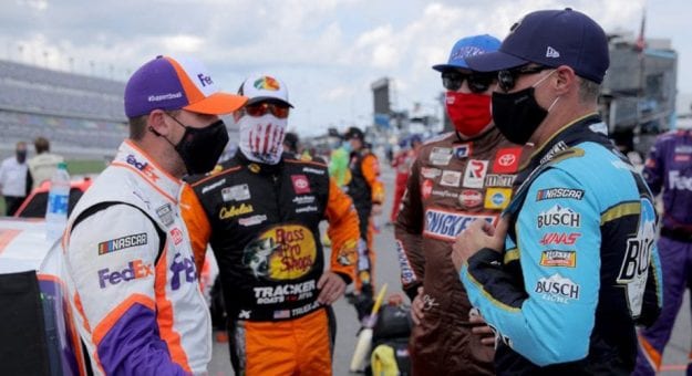Visit Top 5 momentos de la carrera de la Cup Series en el Road Course de Daytona page
