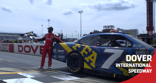 Allgaier tackles Dover, finally back in Victory Lane