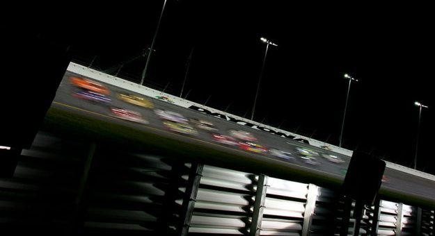 Visit Guía para las carreras del fin de semana en Daytona y Gateway 2020 page